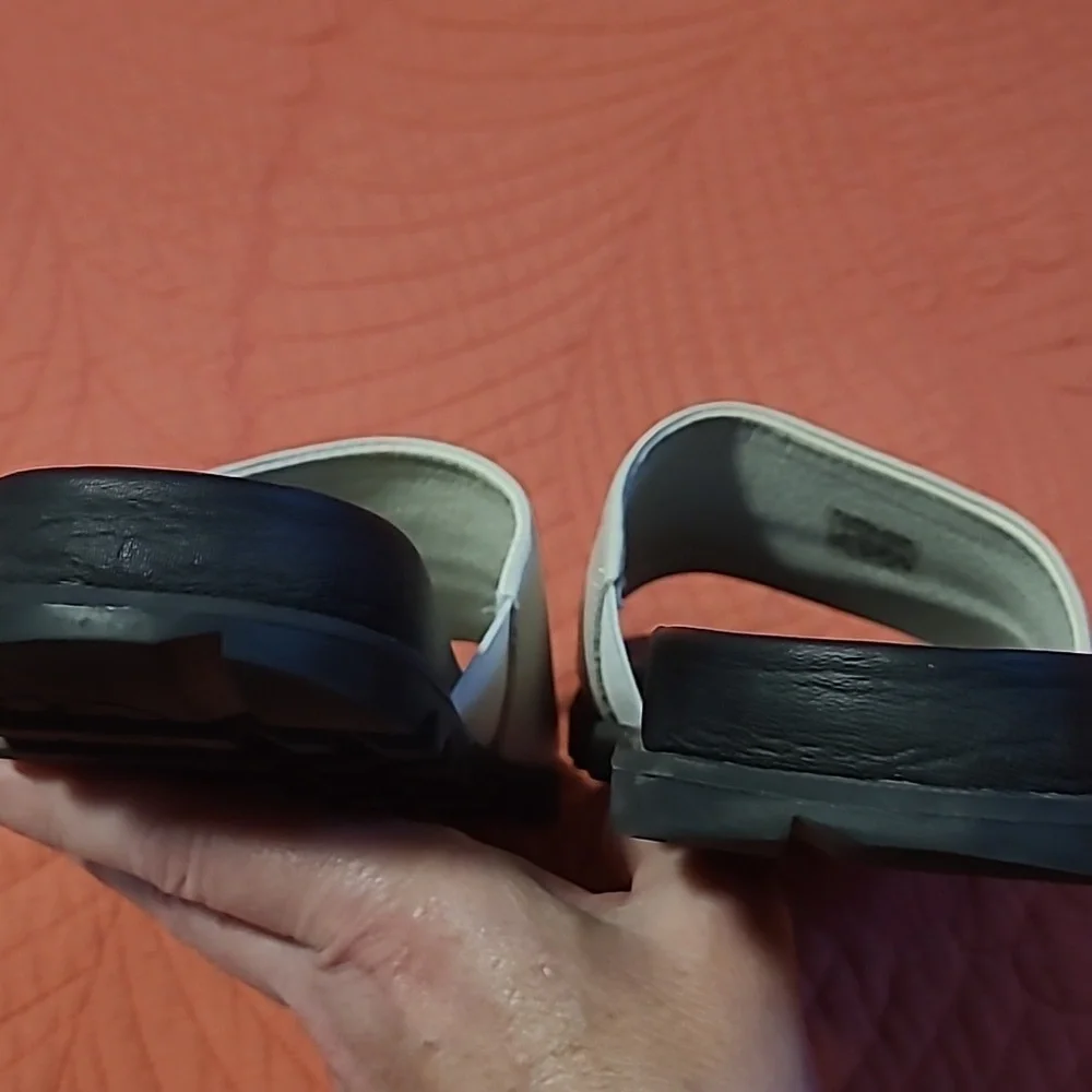 Sorel Roaming Decon slide sandal, size 8.5 - Picture 6 of 10